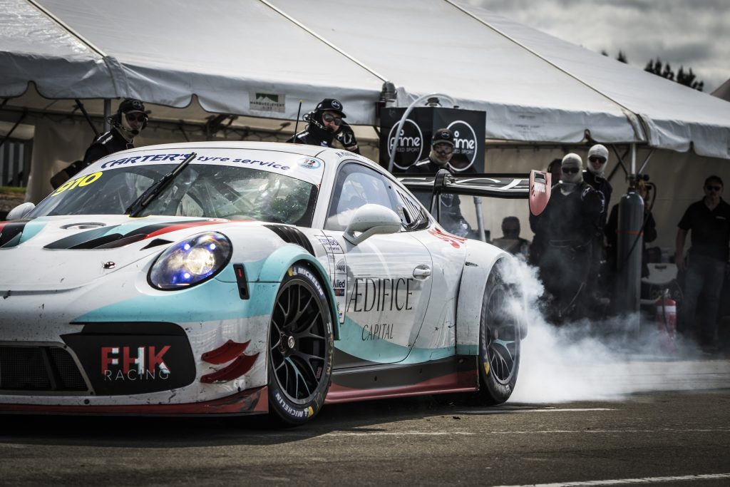 Jono Lester in the Aedifice Porsche 991 GT3 MR