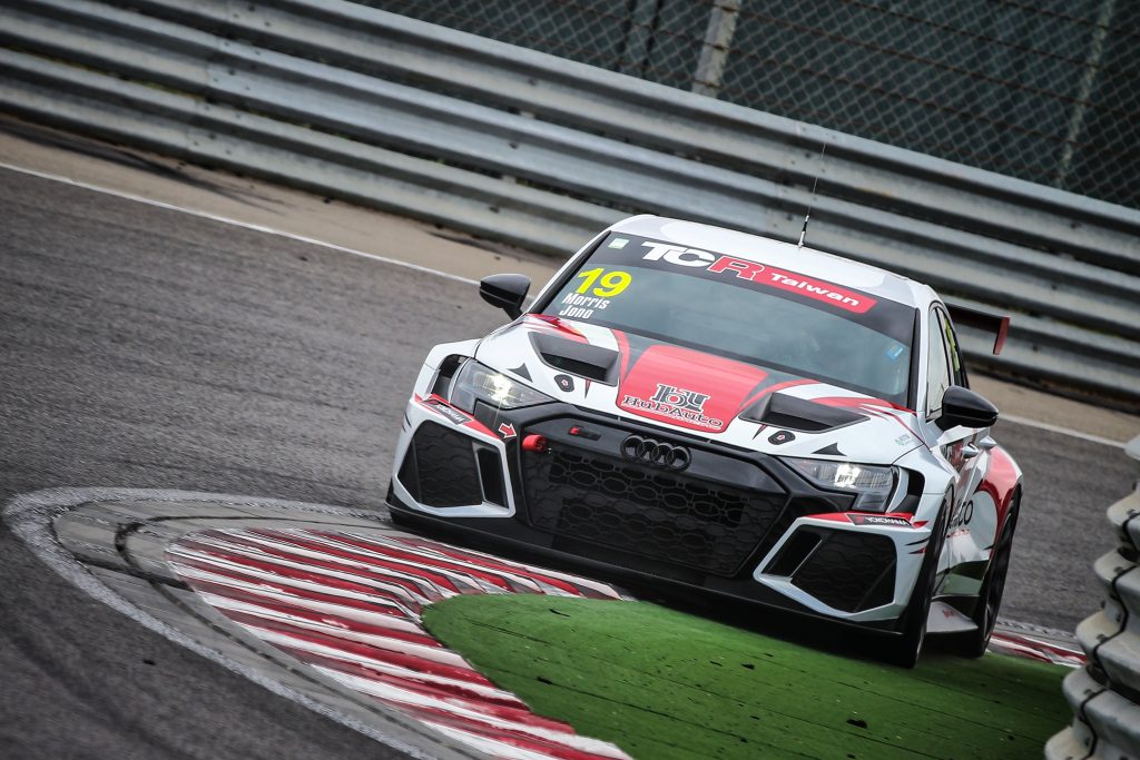 Jono Lester with HubAuto Racing in TCR Taiwan